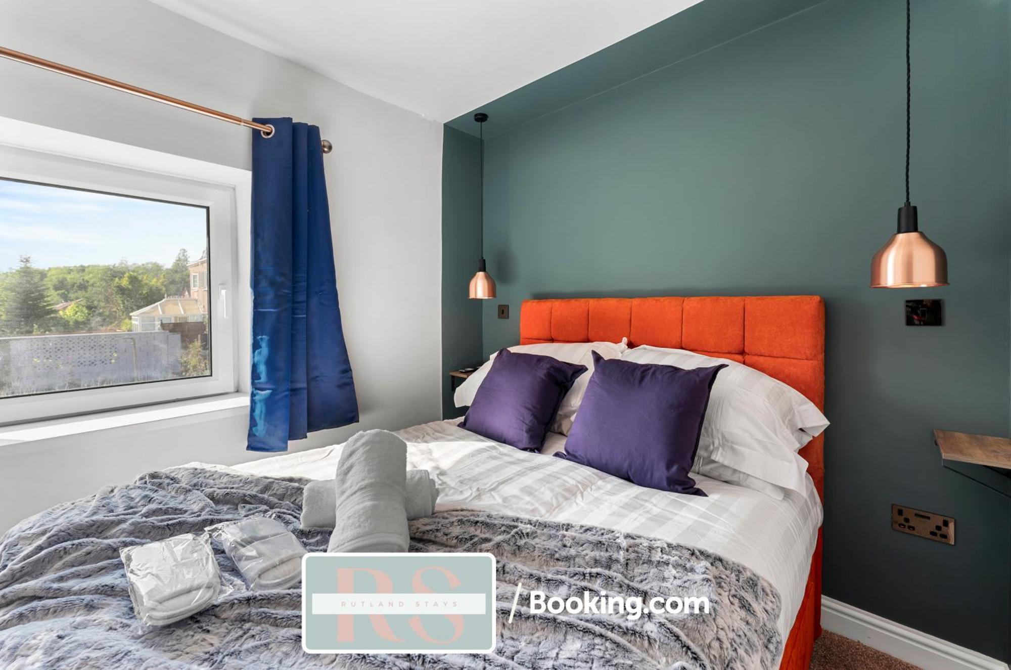 Contractors Accommodation South Wales By Rutland Stays Short Lets & Serviced Accommodation Pentre Treorky ภายนอก รูปภาพ